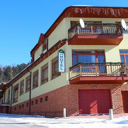 Hotel Somka Drienica Екстериор снимка