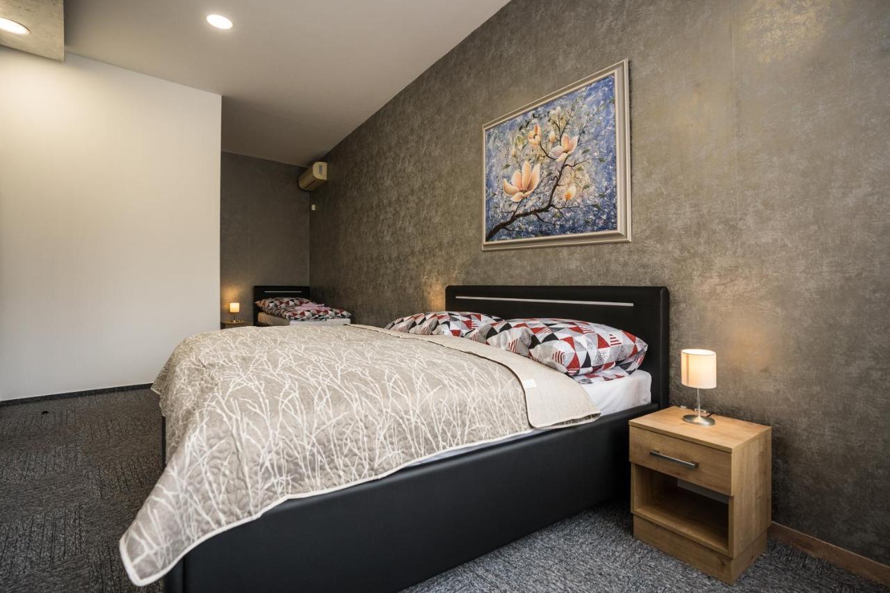 Hotel Somka Drienica Екстериор снимка