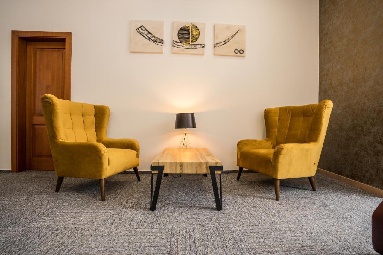 Hotel Somka Drienica Екстериор снимка
