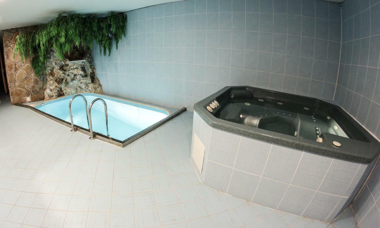 Hotel Somka Drienica Екстериор снимка