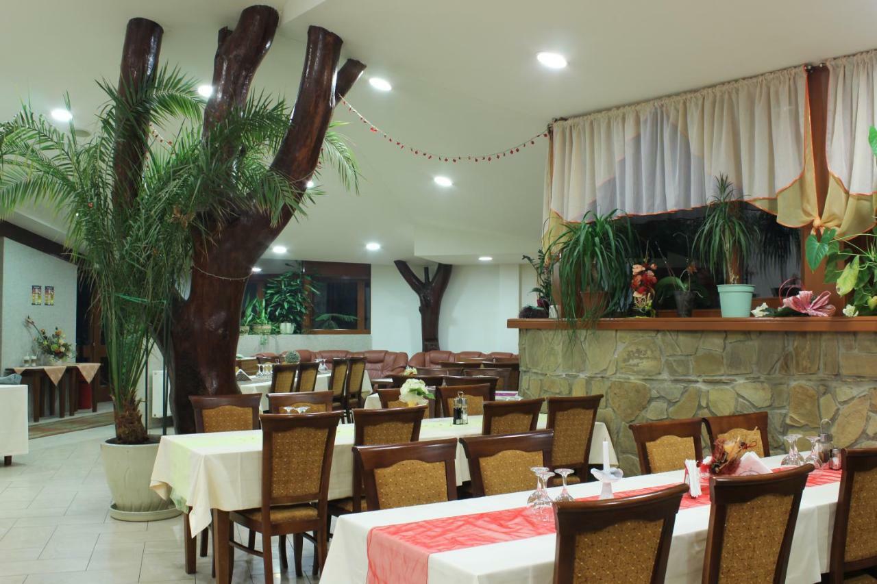Hotel Somka Drienica Екстериор снимка